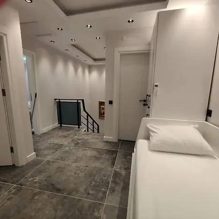 Willa Sunny In Kale Ici 7 Persoons Antalya